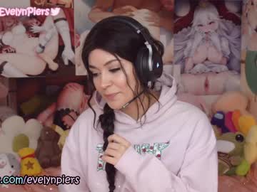 webcam girl evelynpiers today image #385875