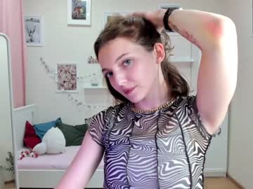 webcam girl whereweland today image #3421346