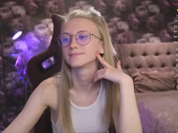 webcam girl angeellina today image #1849939