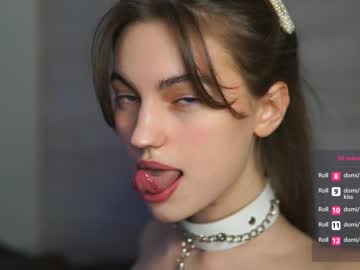 webcam girl hoolybunny today image #1130615