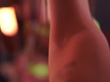 webcam girl roxy_jo today image #46079