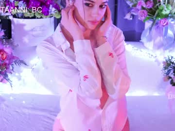 webcam girl taanni_bc today image #3265599