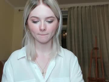webcam girl yuppiyulia today image #17333