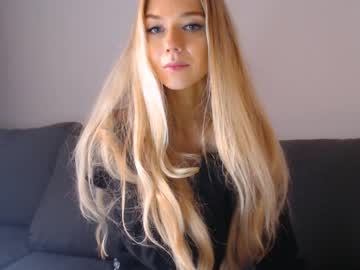 webcam girl pervyblonde today image #1142872