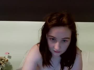 webcam girl lavenderbushes today image #3999823