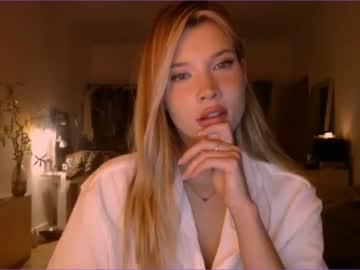 webcam girl bitter_moon today image #3356608