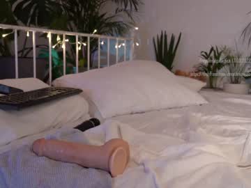 webcam girl _deepthroatgalactica today image #1331374
