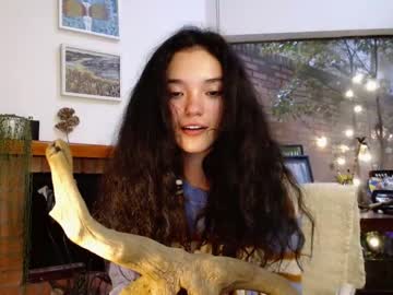 webcam girl makayla77 today image #1216939
