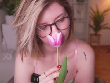 webcam girl vixenp today image #3893148