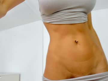 webcam girl ingridblondy94 today image #2455438