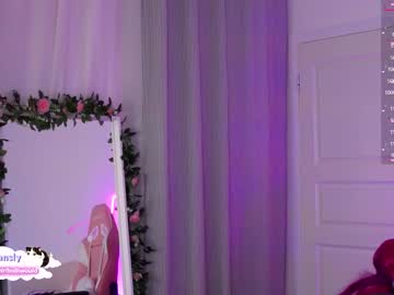 webcam girl holliwould_ today image #3511982