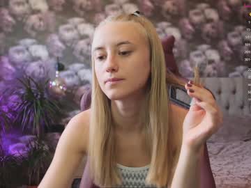 webcam girl angeellina today image #2616232