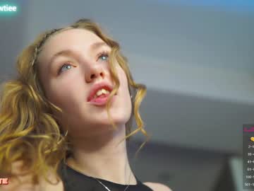 webcam girl _taylor_swift today image #3637337