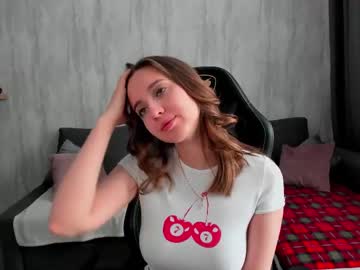 webcam girl kikileen today image #4085389
