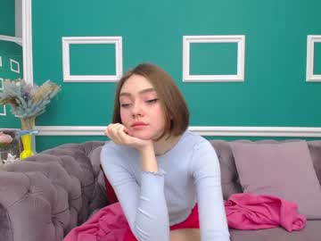 webcam girl adelewilson__ today image #595998