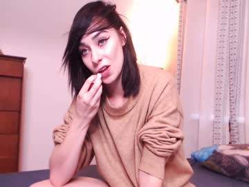 webcam girl eeeveee today image #519594