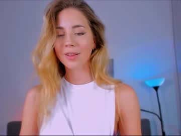 webcam girl emmi_rosee today image #3268964