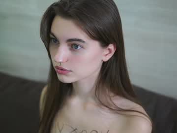webcam girl hoolybunny today image #807355
