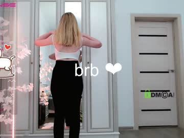 webcam girl small_blondee today image #3580634