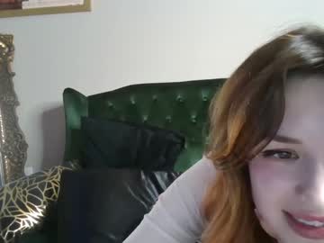 webcam girl milkywhiiite today image #2384659