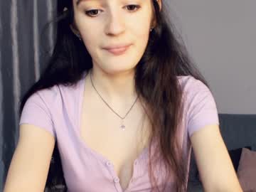 webcam girl lisawoo today image #239513