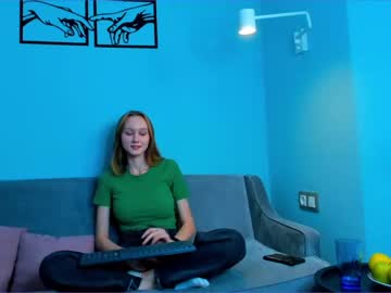 webcam girl meghanesse today image #4016402