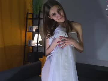 webcam girl sunnivaellender today image #4077717