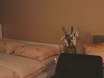 webcam girl rich_roxy today image #1991775