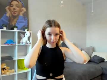 webcam girl olli_ver today image #3309191