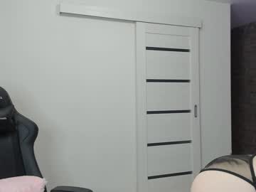 webcam girl lika_moon today image #632457