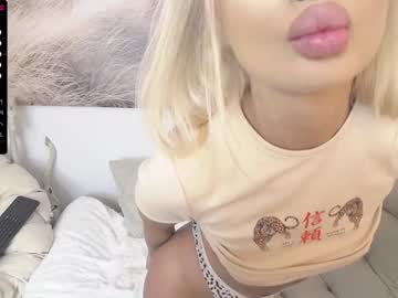 webcam girl yourmidnightcoffee today image #349077