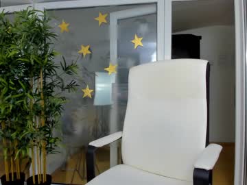 webcam girl ingridblondy94 today image #2039012