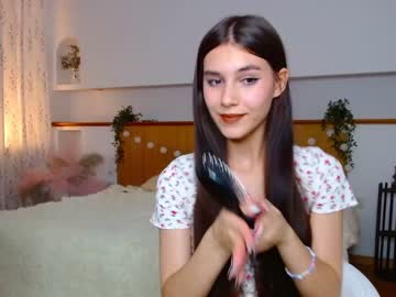 webcam girl li1lee_cherry today image #2458981