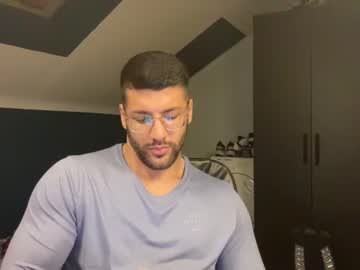 webcam man rogan1604 today image #1389319