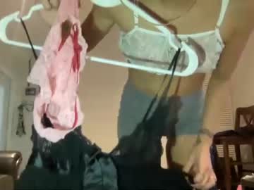 webcam couple britneyxoxoo today image #1584044
