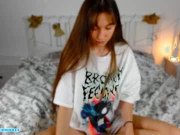 webcam girl ambertan1 today image #3504807