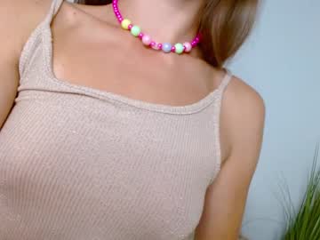 webcam girl kittycat__lovee today image #2641466