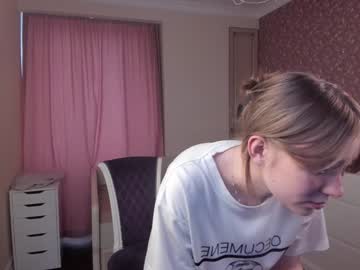 webcam girl rowenacarrington today image #4018485