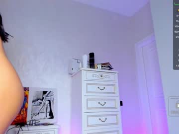 webcam girl miyong_7 today image #1238169