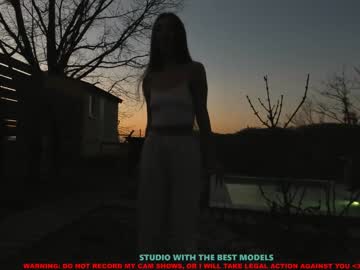 webcam girl coy_amina today image #639841