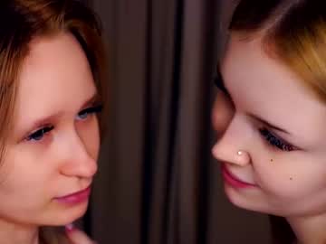webcam couple alodiegoldsmith today image #4056539