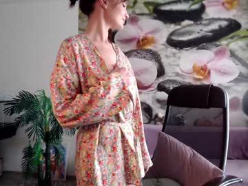 webcam girl jennycutey today image #3687447