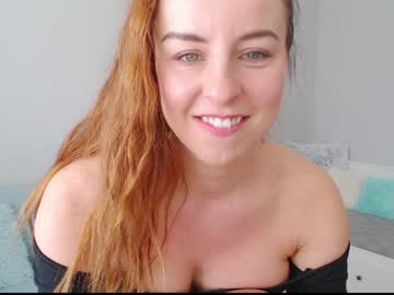 webcam girl emerald_kittycat today image #1529706