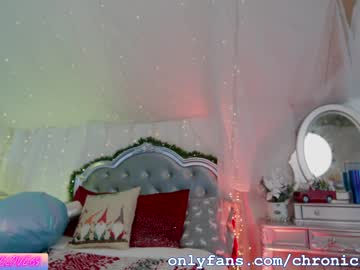 webcam girl chroniclove today image #815154