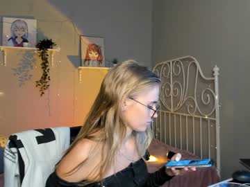webcam girl linellali today image #2493512