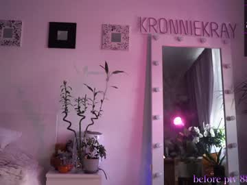 webcam girl kronniekray today image #1680076