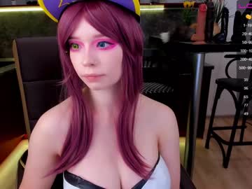 webcam girl arikajoy today image #524870