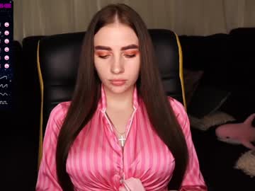 webcam girl fallen_angel_18 today image #209981