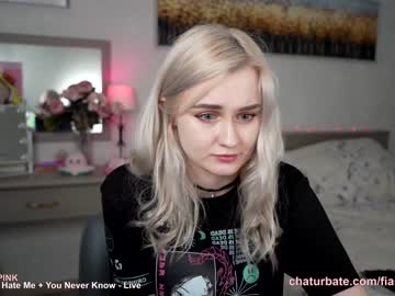 webcam girl sunnyfia today image #3933783