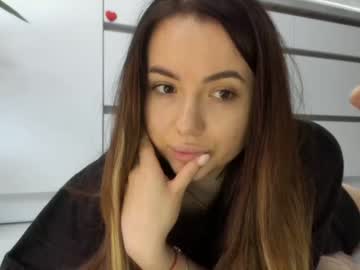 webcam girl meryfoxxx today image #2298434